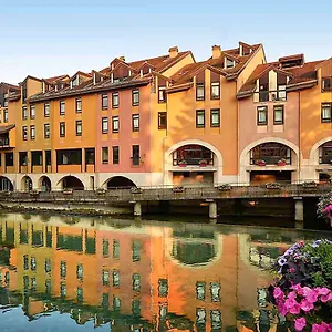 https://ibis-annecy-centre-vieille-ville.hotels-rhonealpes.com