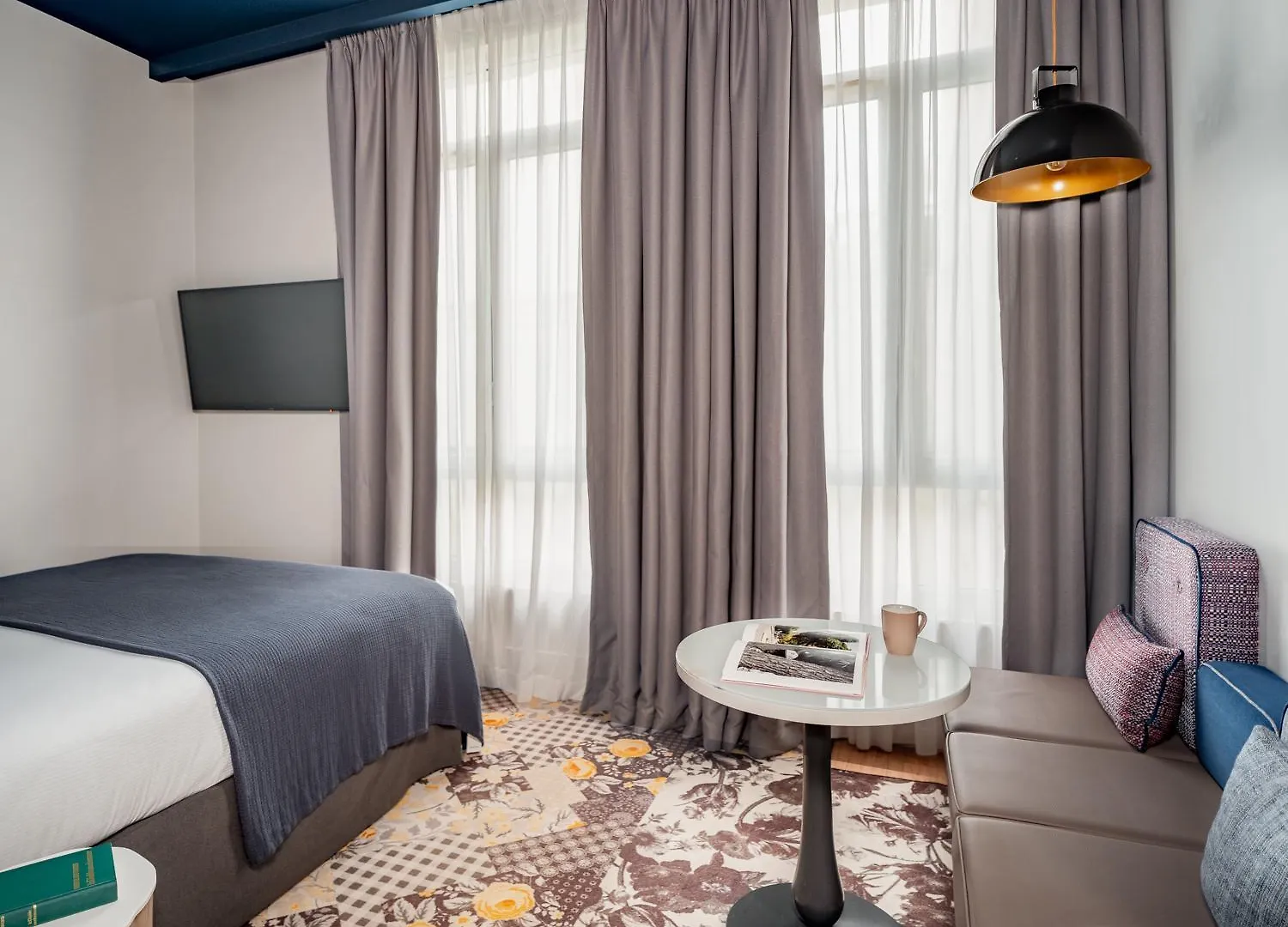 Hotel Belleval Paris