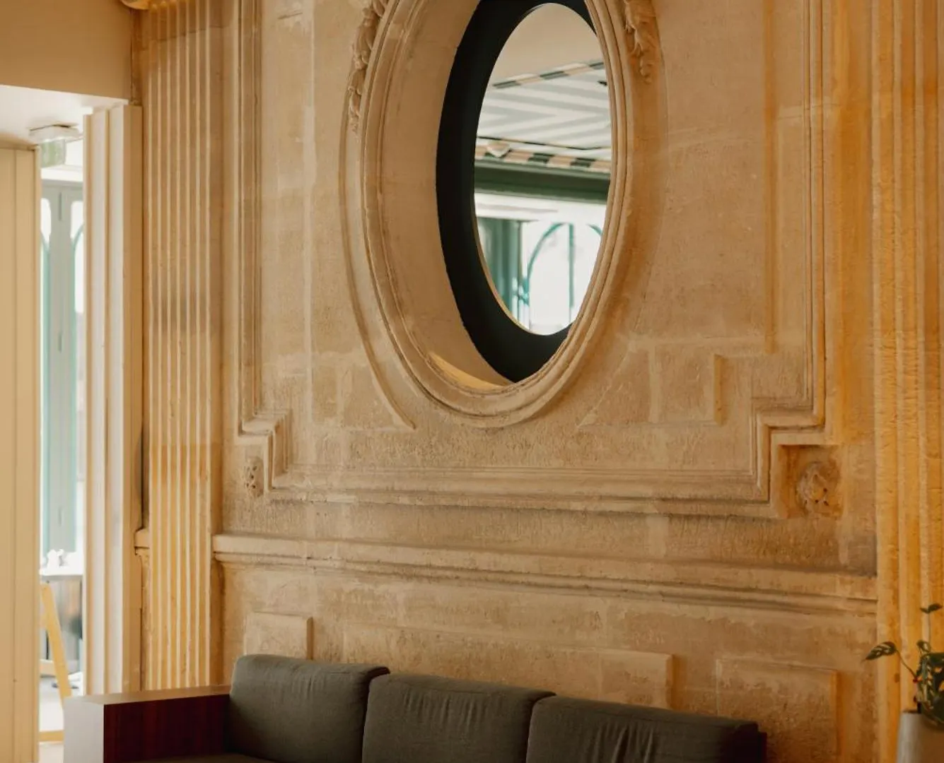 Hotel Belleval Paris